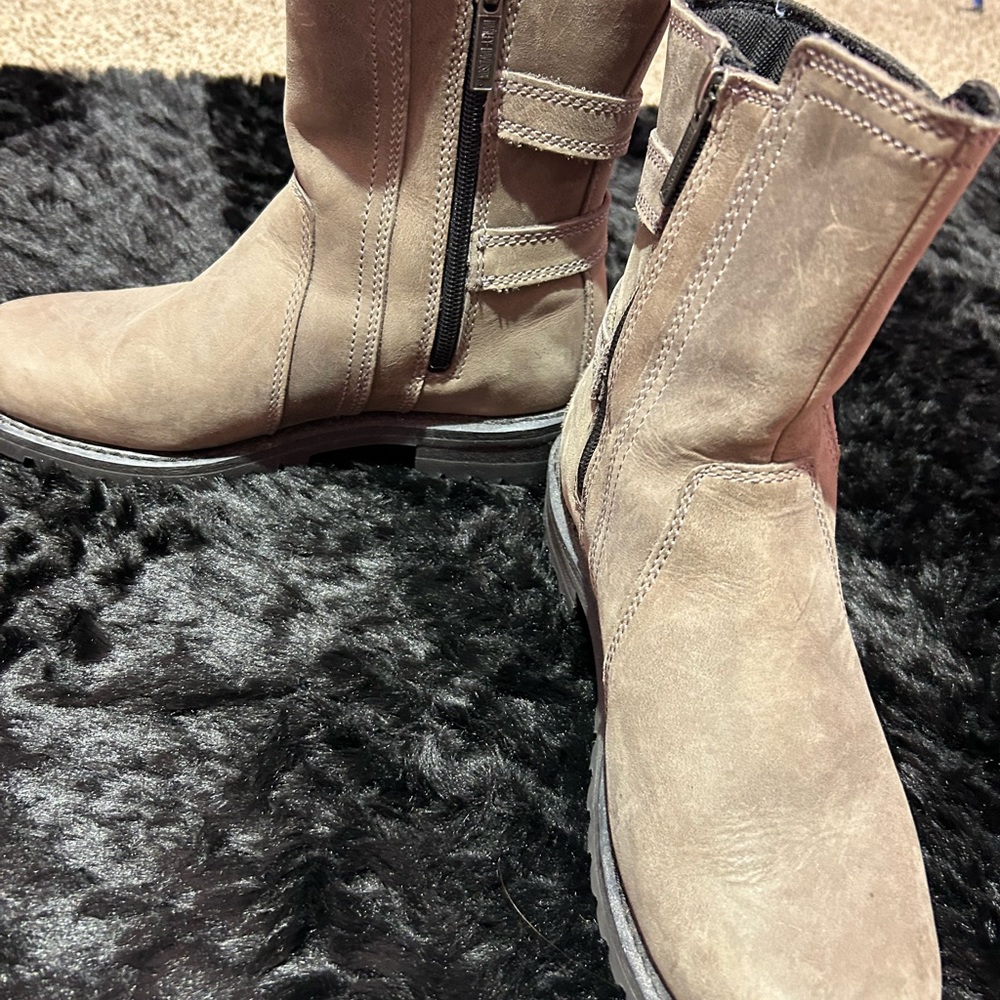 Women’s Harely Boots